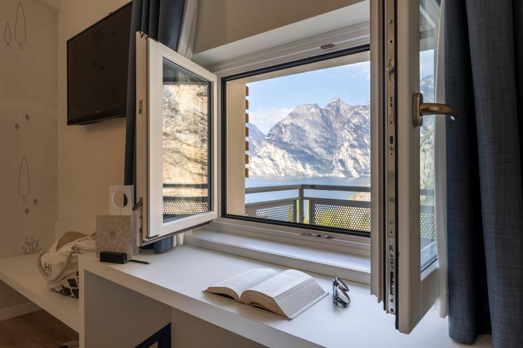 Hi Hotels Torbole - Pool & Spa Torbole Sul Garda Extérieur photo