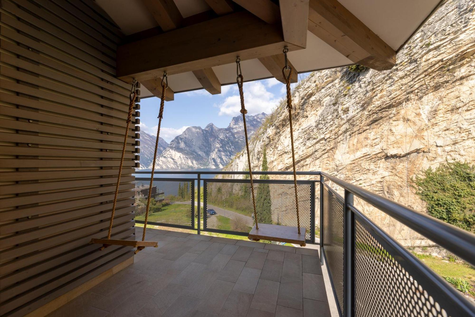 Hi Hotels Torbole - Pool & Spa Torbole Sul Garda Extérieur photo